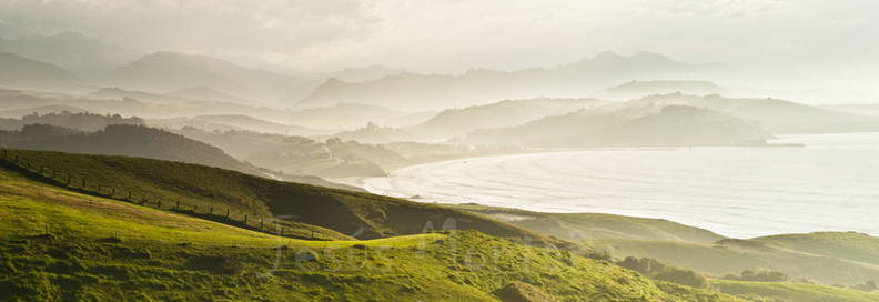 Paisaje marino al atardecer