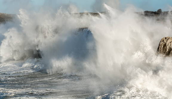Olas en Asturias
