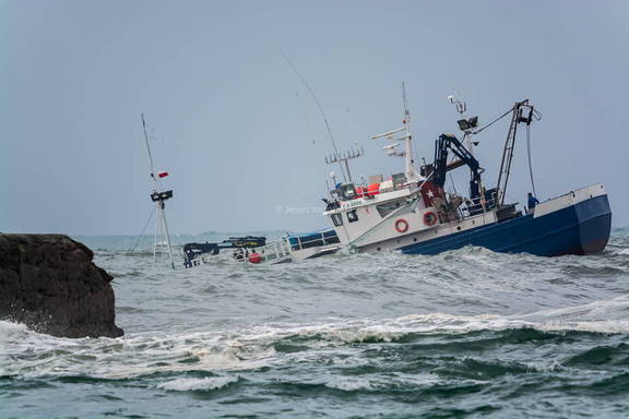 salida del puerto dificil