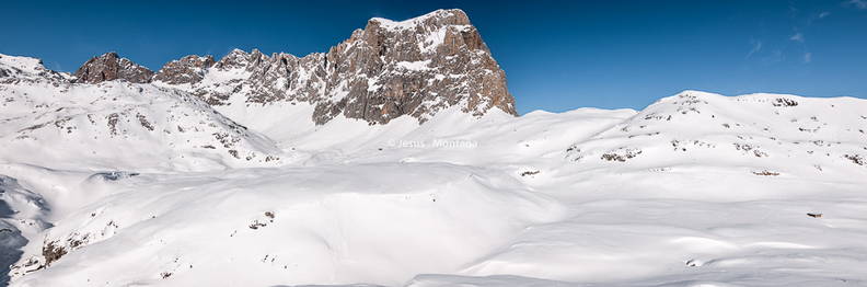 Panoramica paisaje nevado Fuente De