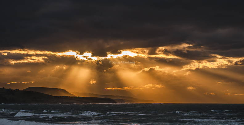 Atardecer en san vicente de la barquera